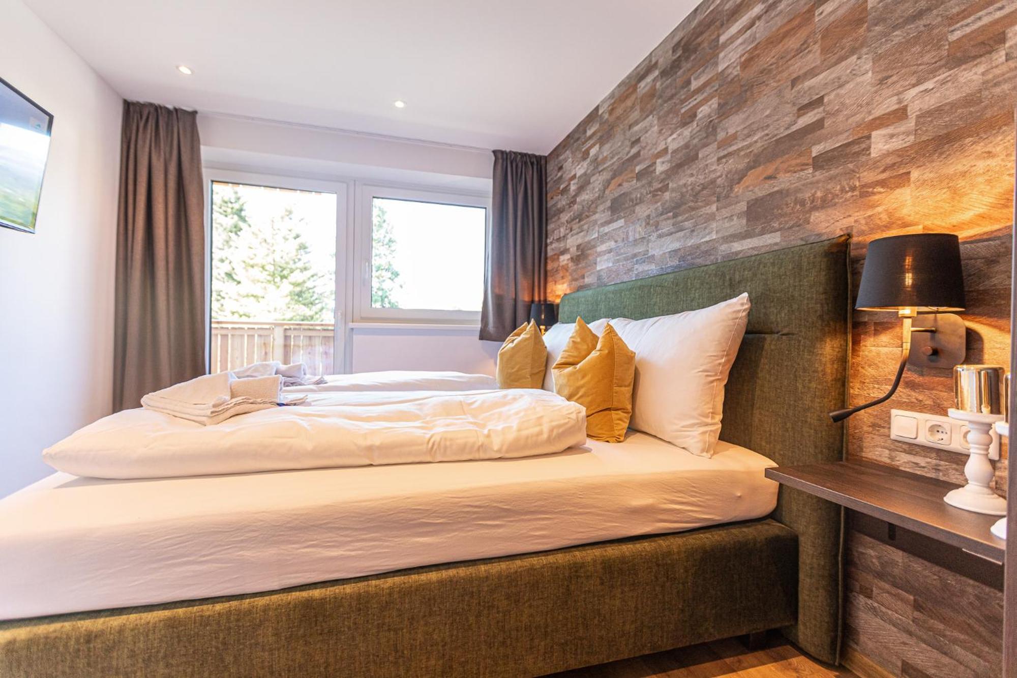 Tevini Boutique Suites By We Rent Zell am See Zimmer foto