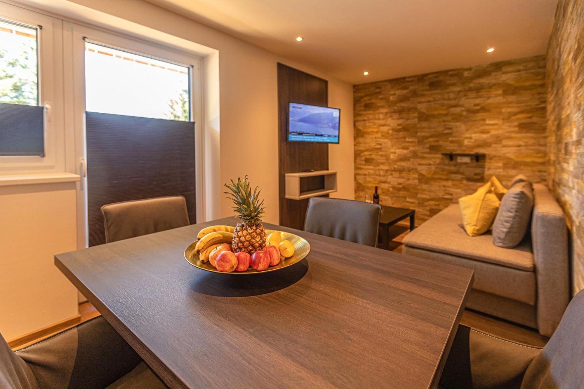 Tevini Boutique Suites By We Rent Zell am See Zimmer foto